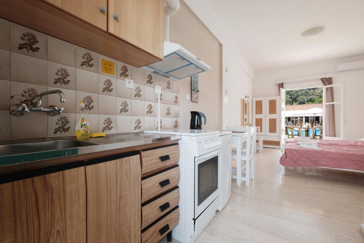 Katsaros Studios & Apartments Sidárion Buitenkant foto